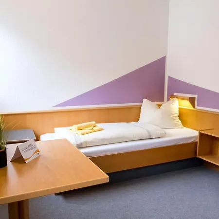 Zuendholzfabrik Hostel