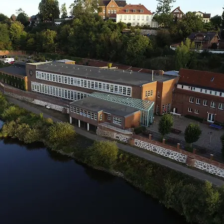 Zuendholzfabrik *